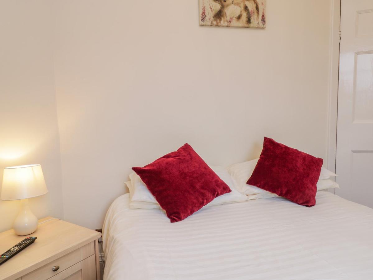 Villa 1 Deepdale Avenue Scarborough Esterno foto