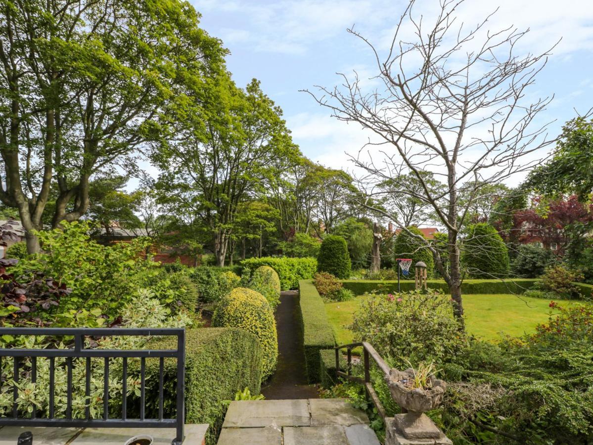 Villa 1 Deepdale Avenue Scarborough Esterno foto